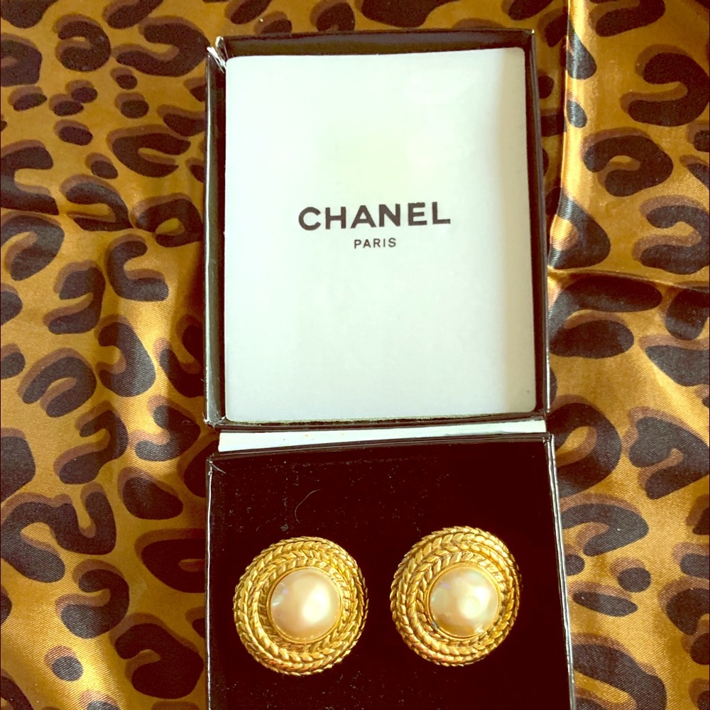 Authentic chanel pearl earrings